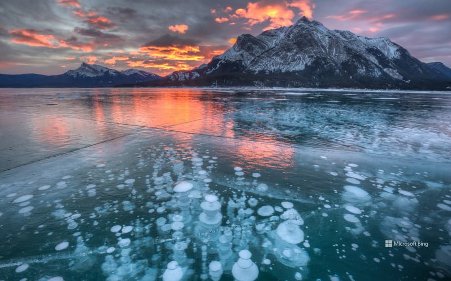 Abraham Lake, Alberta, Canada