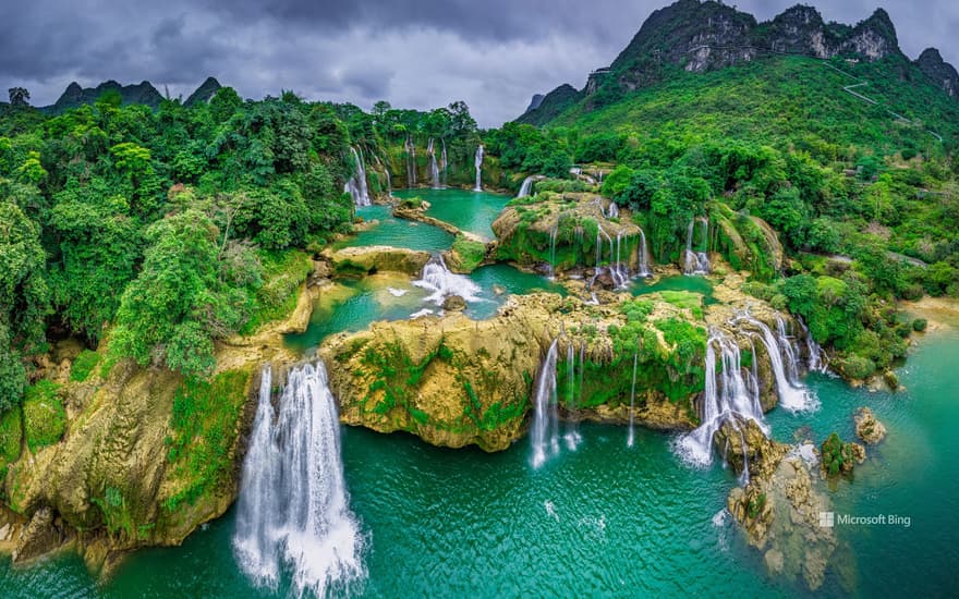 Bản Giốc – Detian Falls on the Quây Sơn River, Vietnam